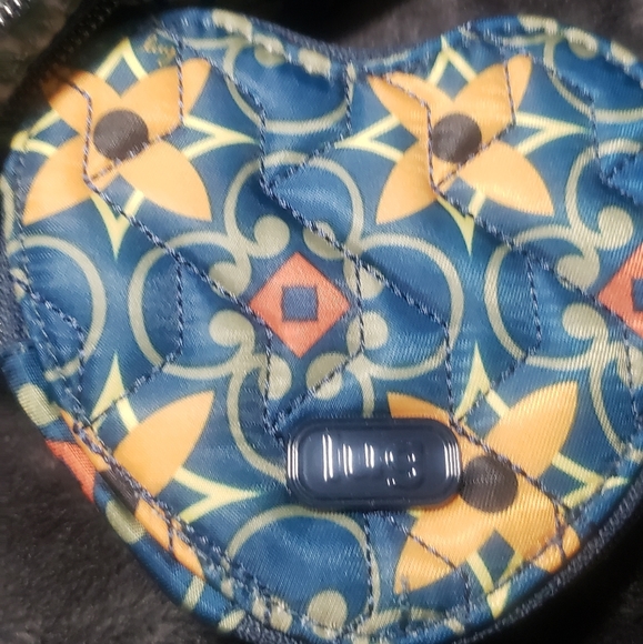 Lug crossbody - Picture 4 of 5